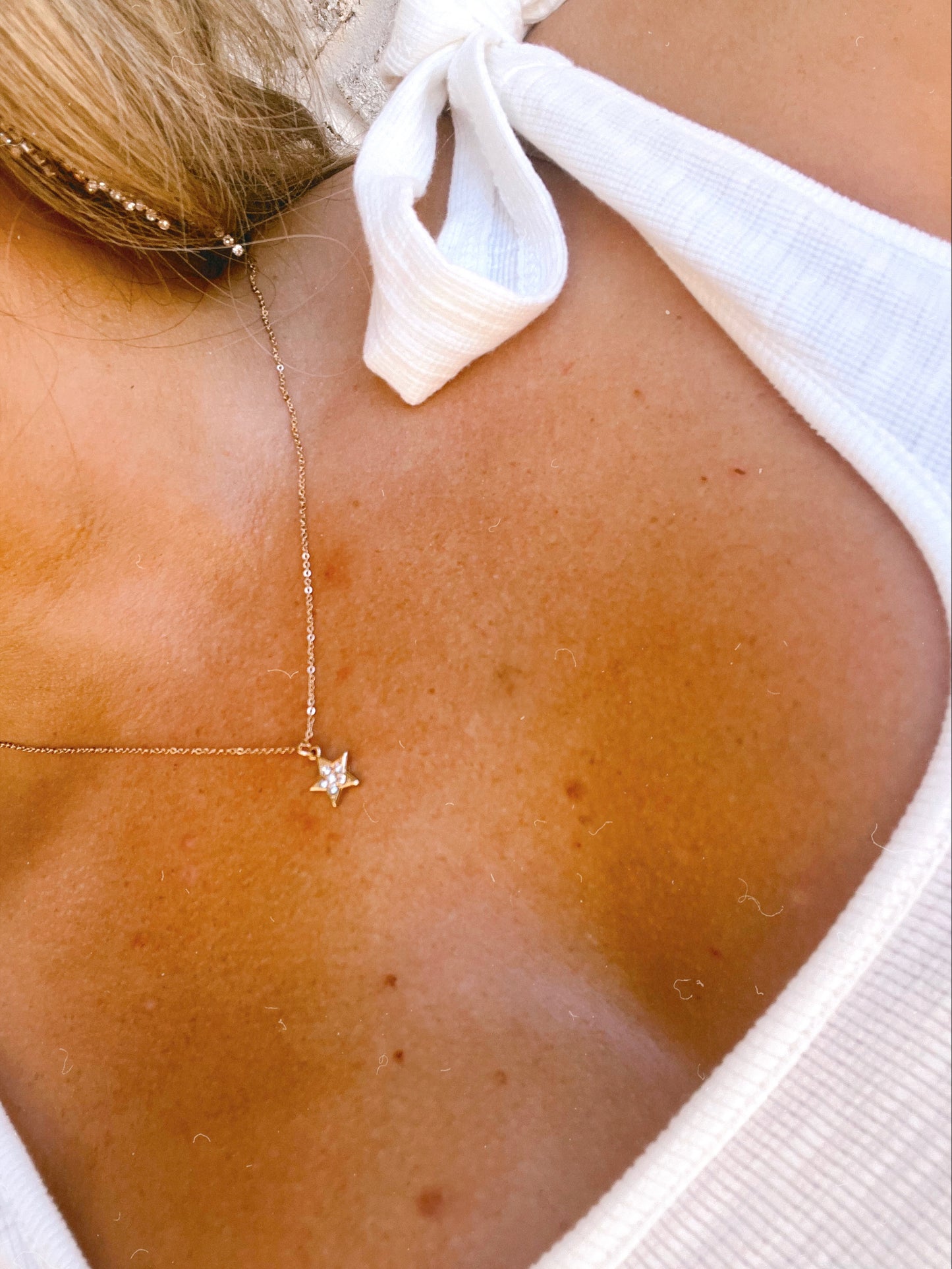 Gold STAR necklace